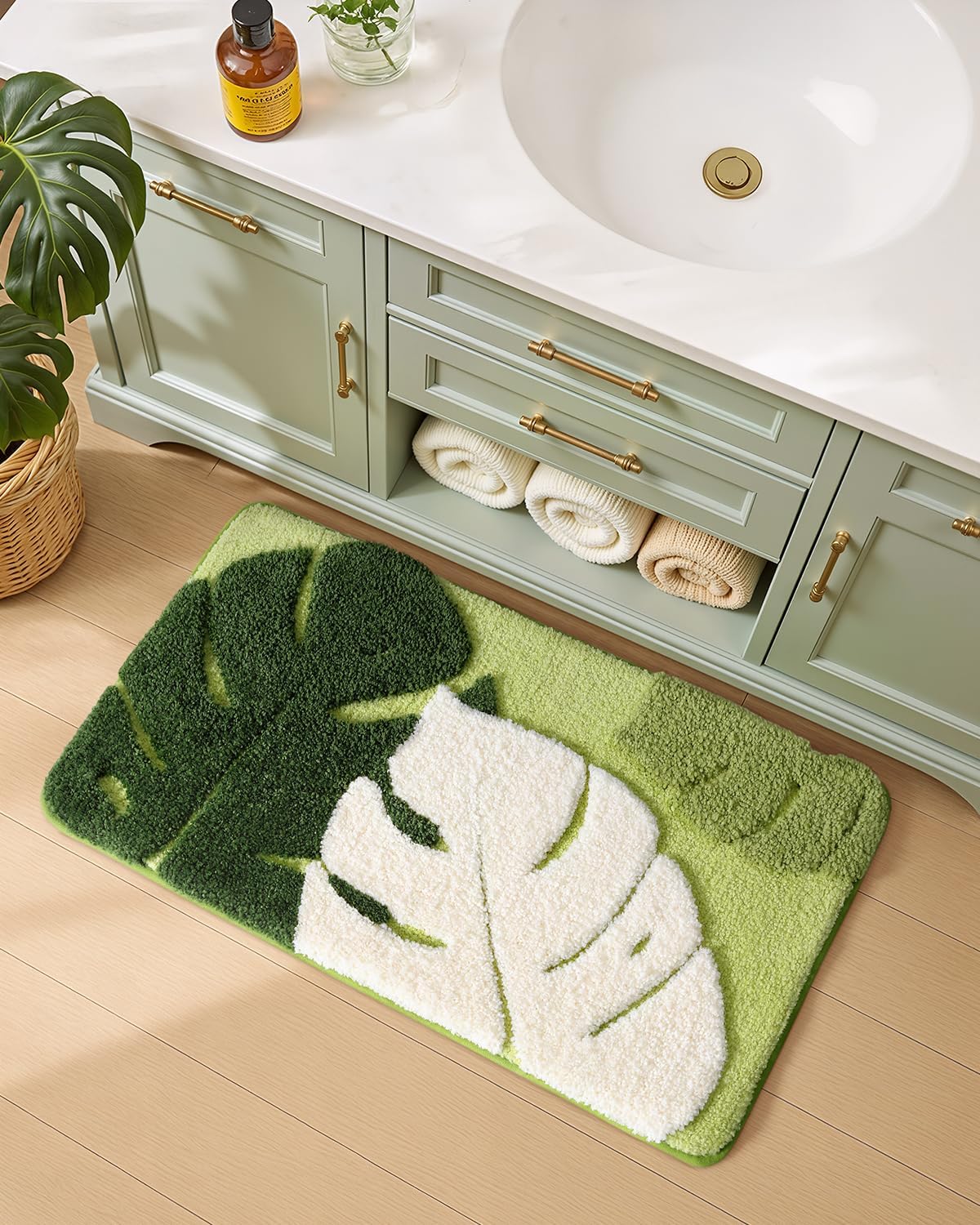 Leaf‑Pattern Plush Non‑Slip Bath Rug